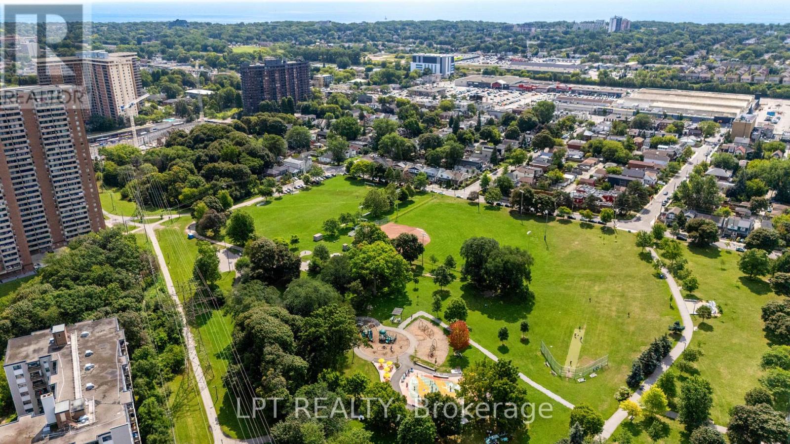 2811 - 5 Massey Square, Toronto, Ontario  M4C 5L6 - Photo 3 - E13694694