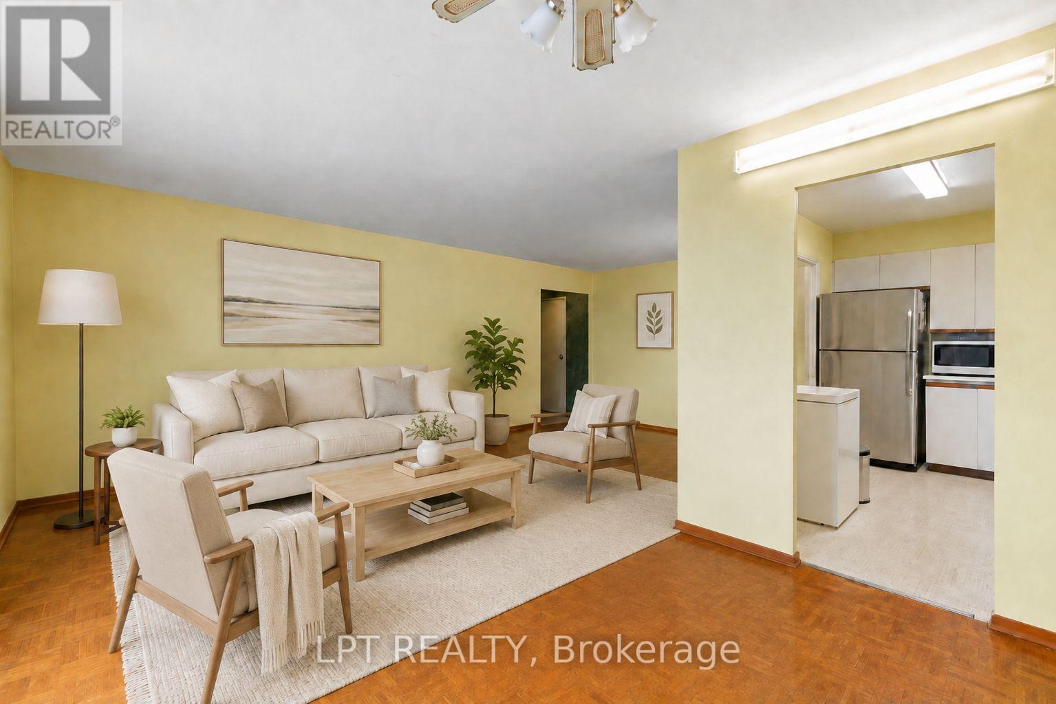 2811 - 5 Massey Square, Toronto, Ontario  M4C 5L6 - Photo 9 - E13694694