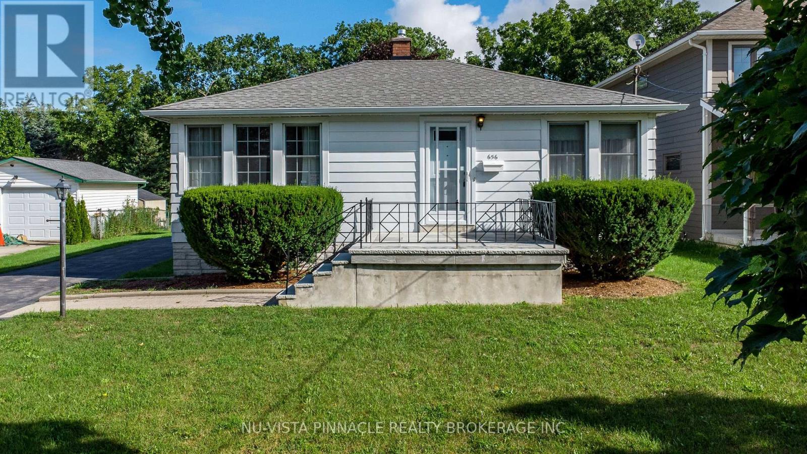 656 Winblest Avenue, London South, Ontario  N6C 3C5 - Photo 1 - X13694784