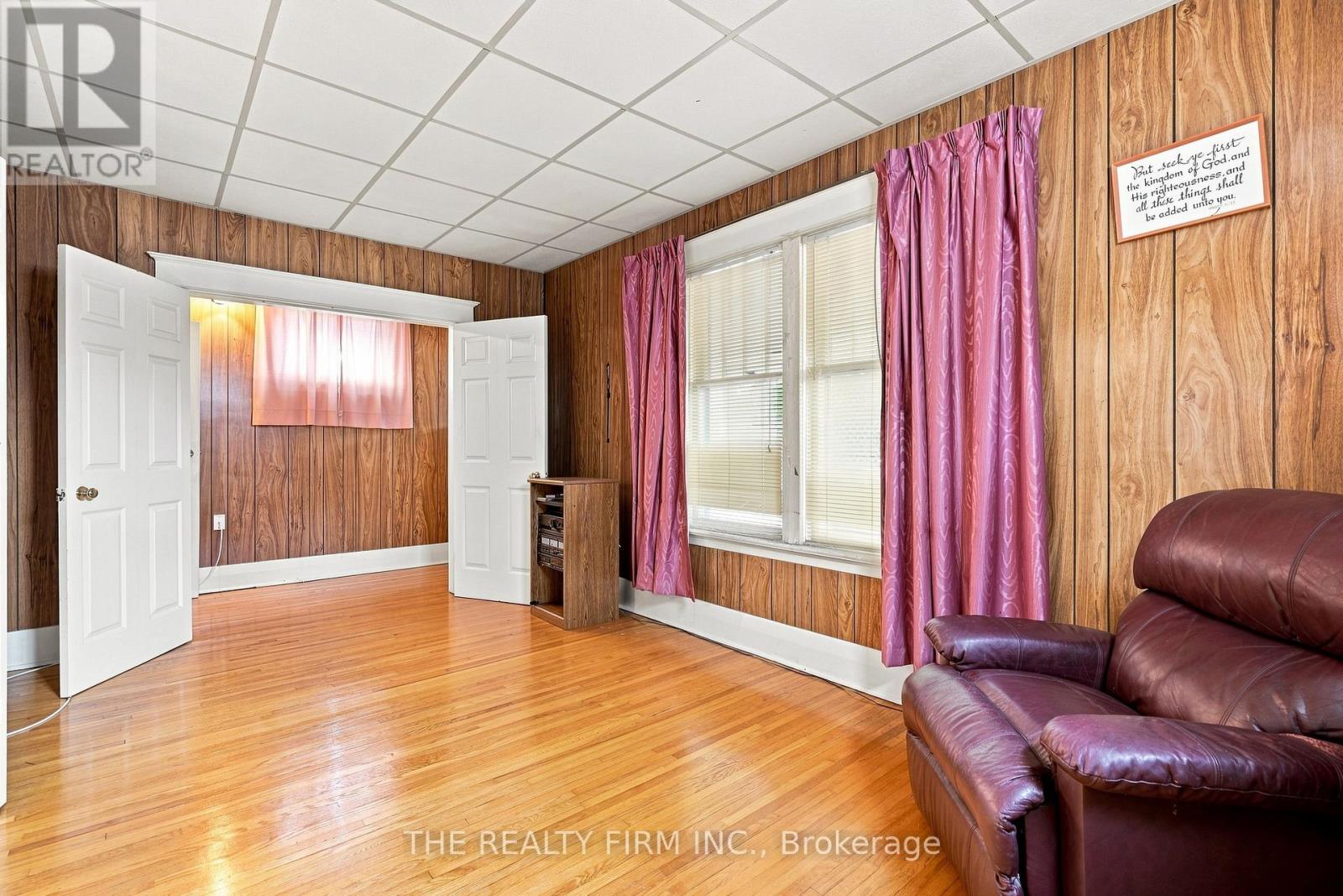 35 Wharncliffe Road S, London South, Ontario  N6J 2J5 - Photo 11 - X13694792