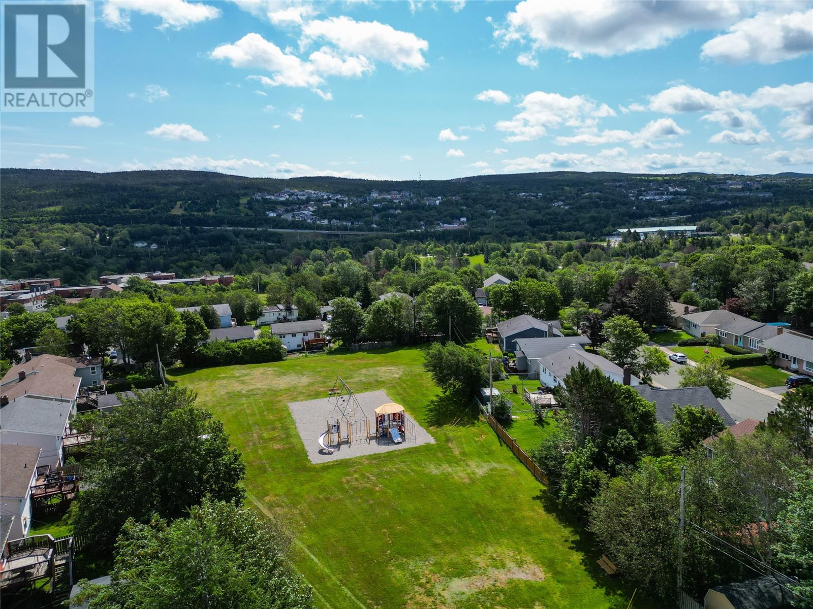 22 Holbrook Avenue, St. John's — photo 16