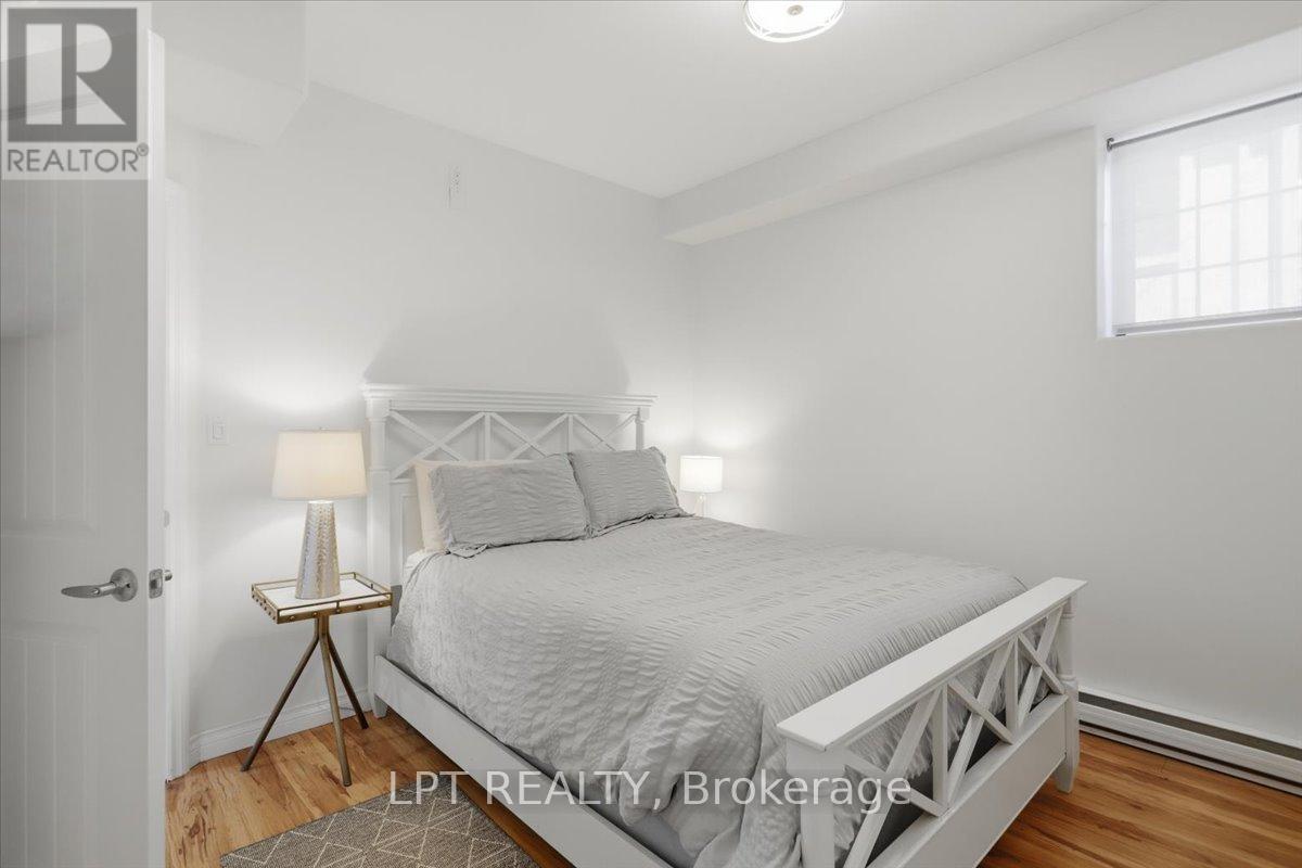 45 Water Street, Penetanguishene, Ontario  L9M 1M8 - Photo 34 - S13694756
