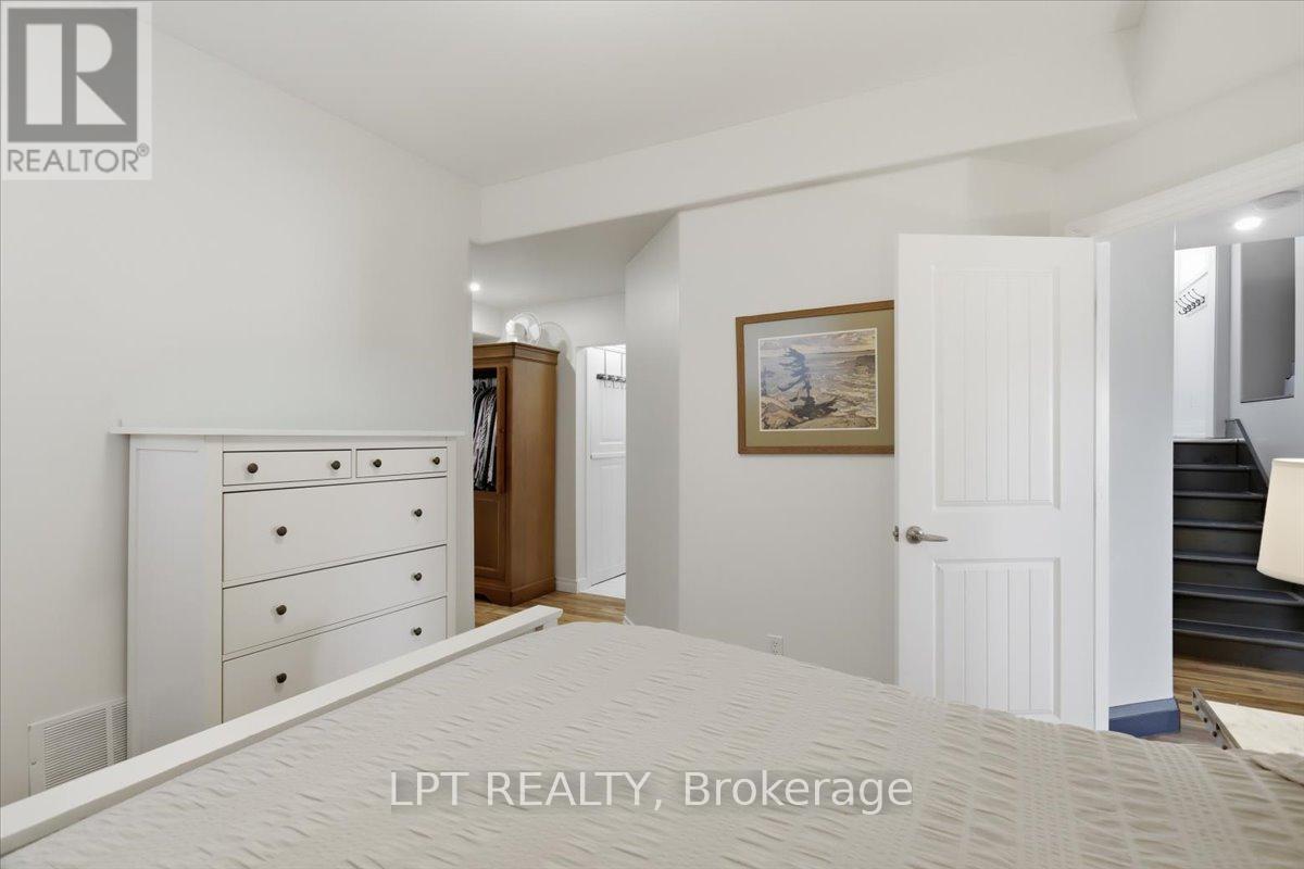 45 Water Street, Penetanguishene, Ontario  L9M 1M8 - Photo 35 - S13694756