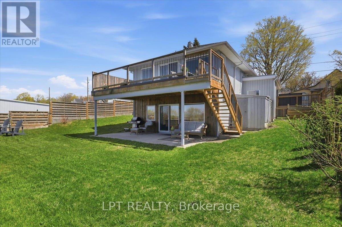 45 Water Street, Penetanguishene, Ontario  L9M 1M8 - Photo 40 - S13694756