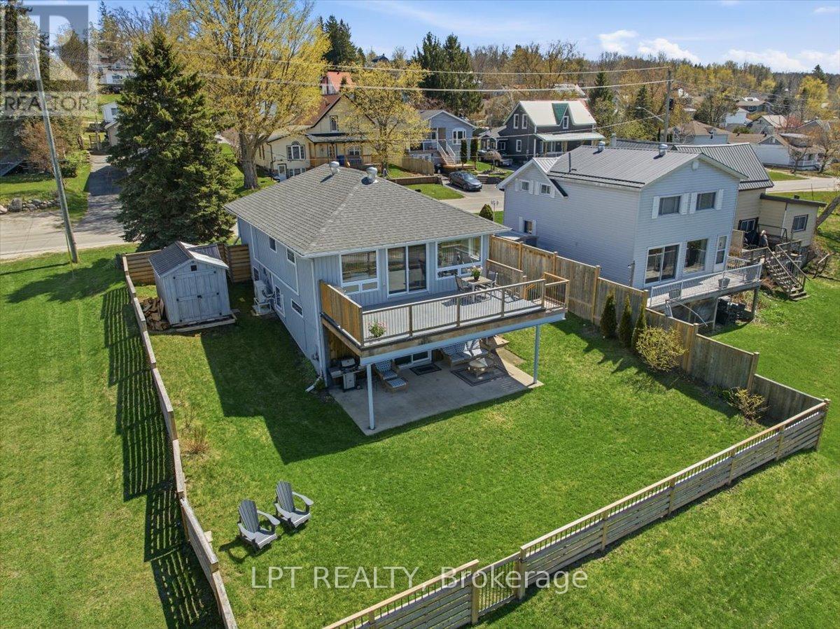 45 Water Street, Penetanguishene, Ontario  L9M 1M8 - Photo 43 - S13694756