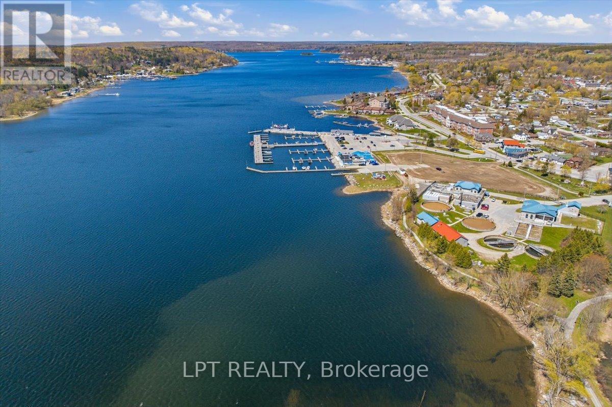 45 Water Street, Penetanguishene, Ontario  L9M 1M8 - Photo 48 - S13694756