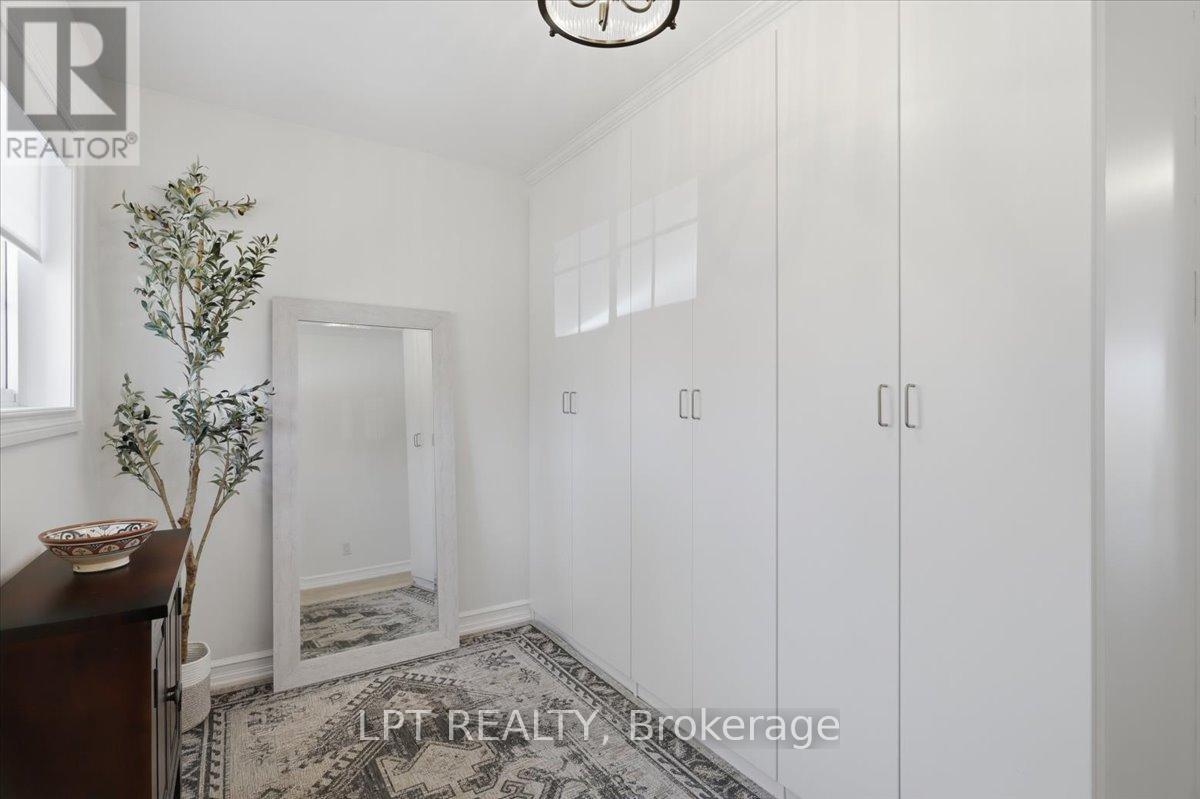 45 Water Street, Penetanguishene, Ontario  L9M 1M8 - Photo 6 - S13694756