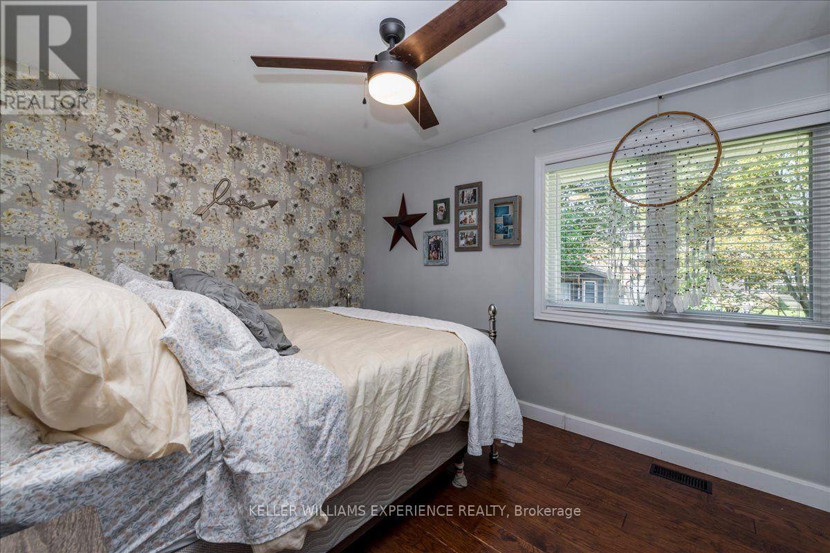 92 Johnson Street, Barrie, Ontario  L4M 4R3 - Photo 17 - S13694770
