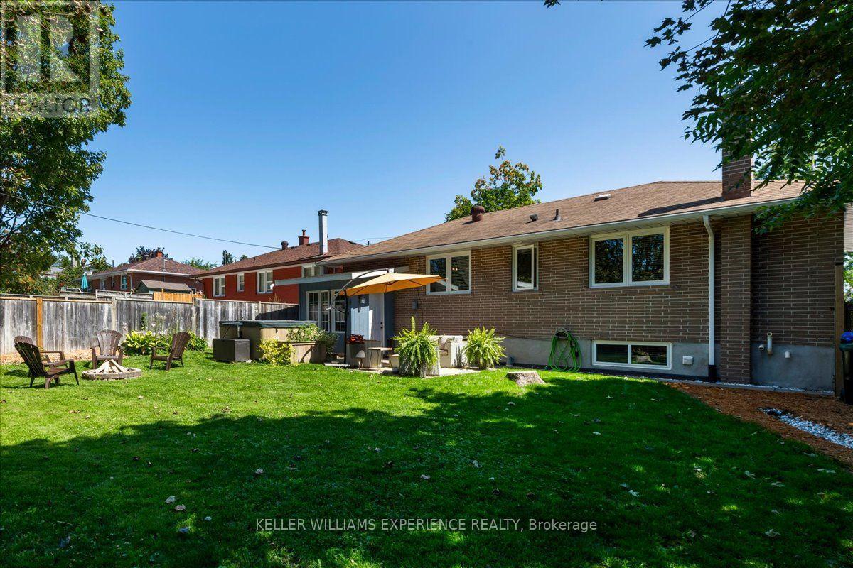 92 Johnson Street, Barrie, Ontario  L4M 4R3 - Photo 36 - S13694770