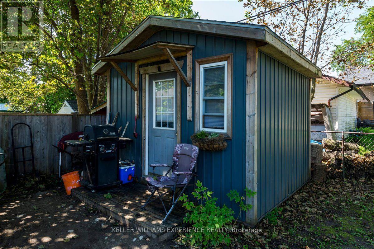 92 Johnson Street, Barrie, Ontario  L4M 4R3 - Photo 39 - S13694770