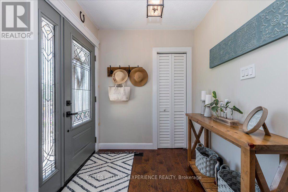92 Johnson Street, Barrie, Ontario  L4M 4R3 - Photo 5 - S13694770