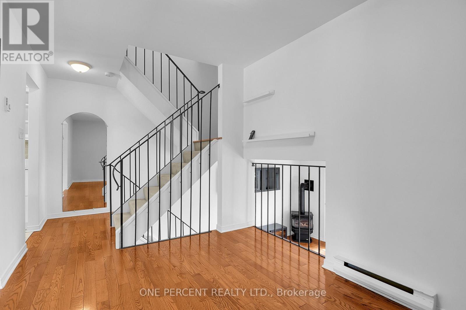 350 Stowe Court, Ottawa, Ontario  K2K 1Z6 - Photo 10 - X13694736