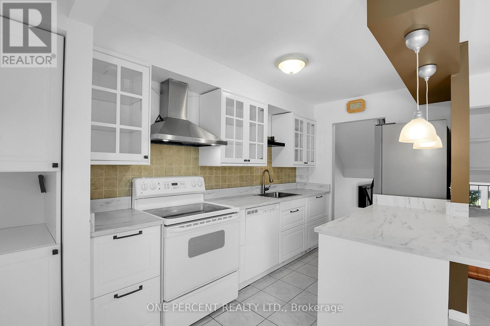 350 Stowe Court, Ottawa, Ontario  K2K 1Z6 - Photo 12 - X13694736