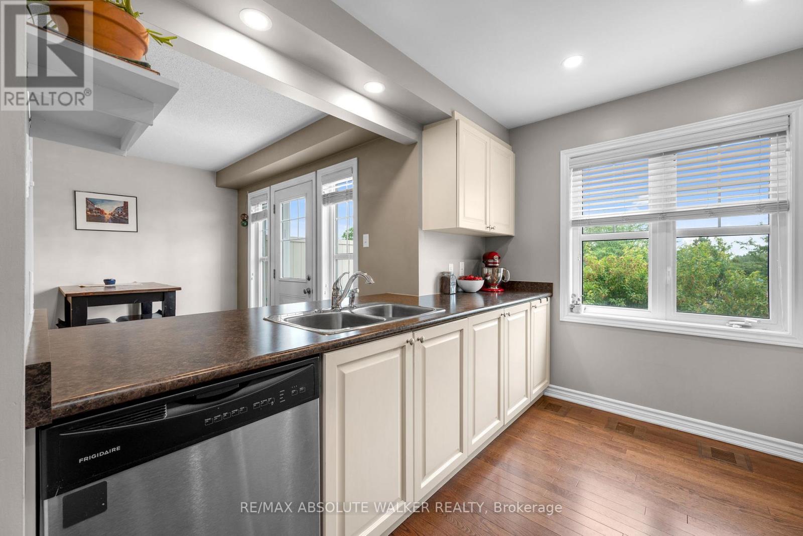 156 Sunshine Crescent, Ottawa, Ontario  K4A 0V3 - Photo 12 - X13694750