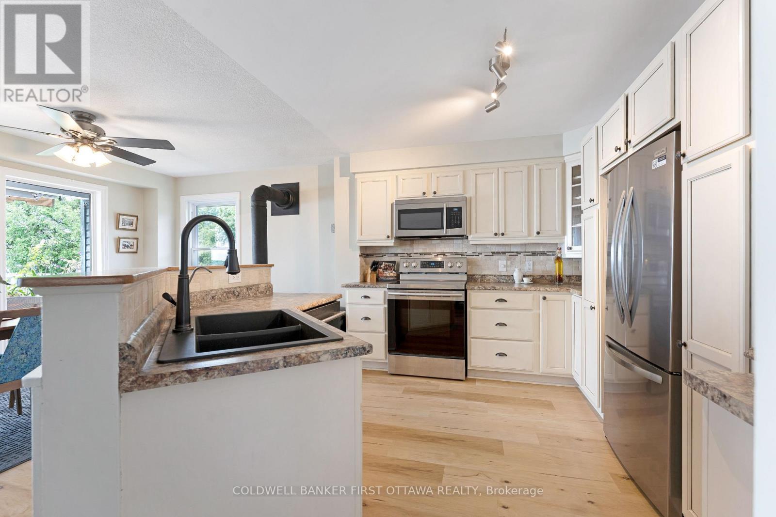 173 Rideau Street, Drummond/north Elmsley, Ontario  K7H 3C7 - Photo 12 - X13694772