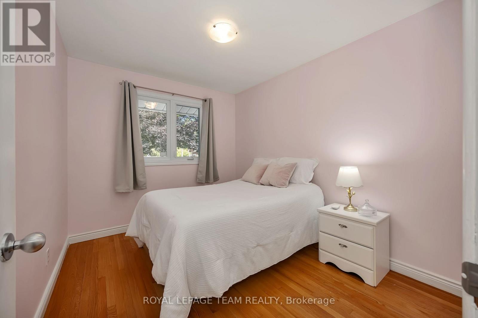 2196 Carnegie Street, Ottawa, Ontario  K1G 2V5 - Photo 12 - X13694806