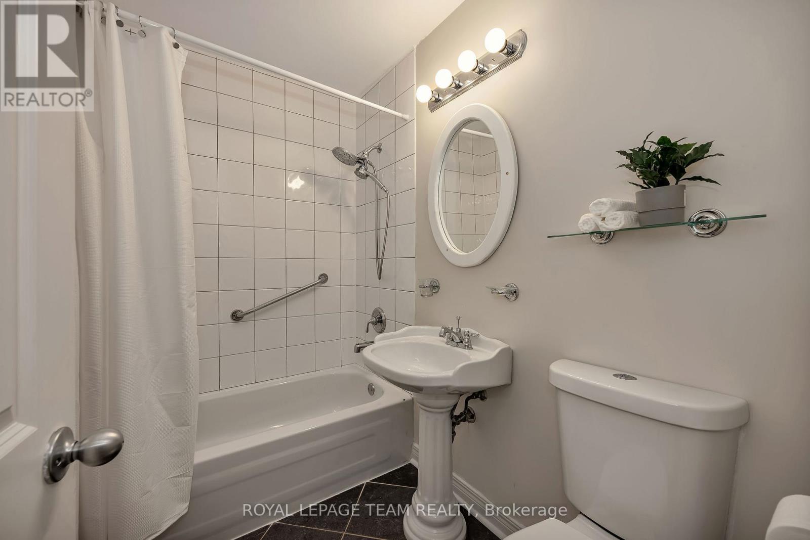 2196 Carnegie Street, Ottawa, Ontario  K1G 2V5 - Photo 14 - X13694806