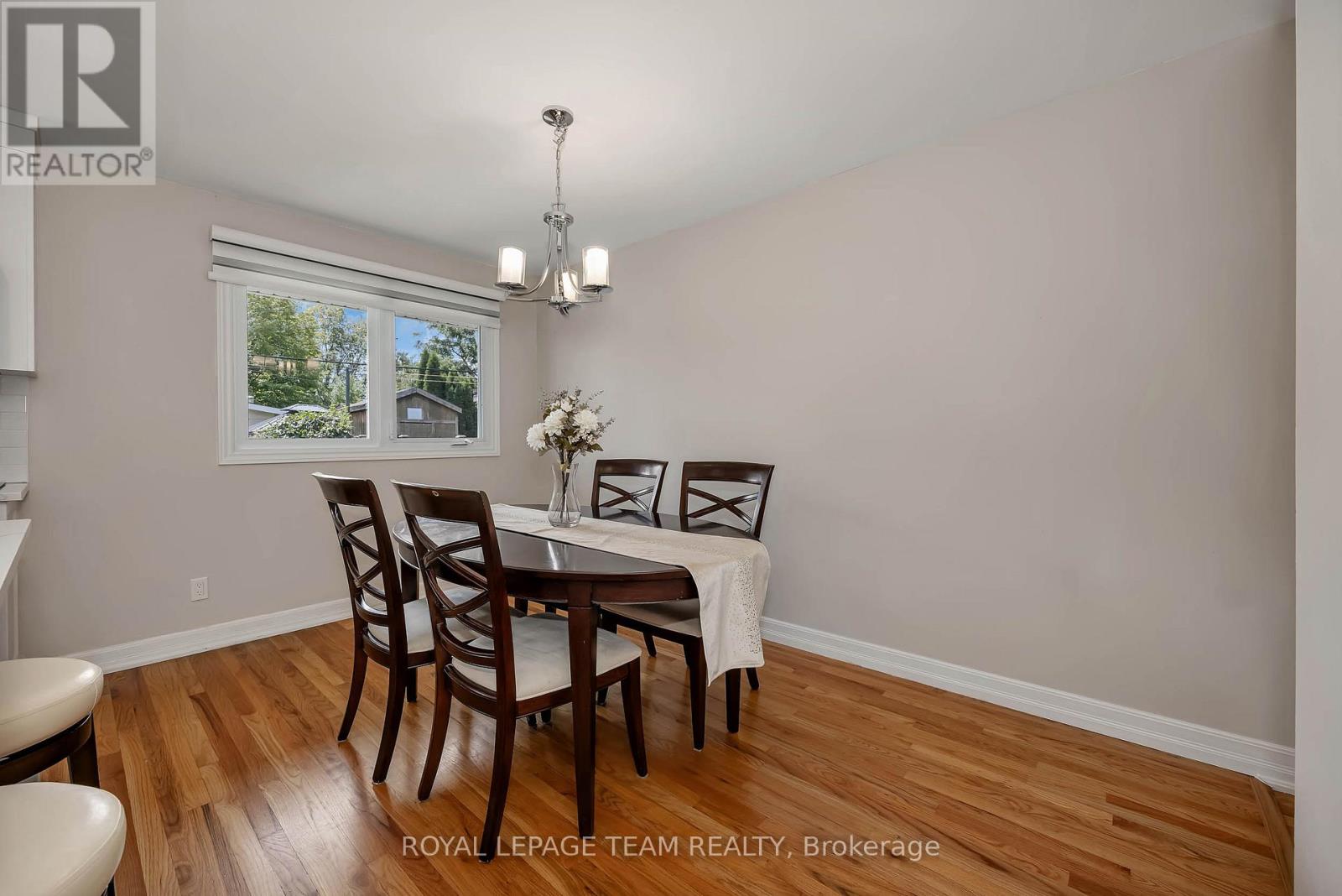 2196 Carnegie Street, Ottawa, Ontario  K1G 2V5 - Photo 4 - X13694806