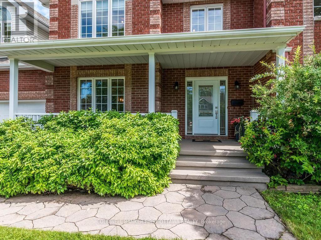 5 Hearn Crescent, Ottawa, Ontario  K2S 1R7 - Photo 2 - X13694814