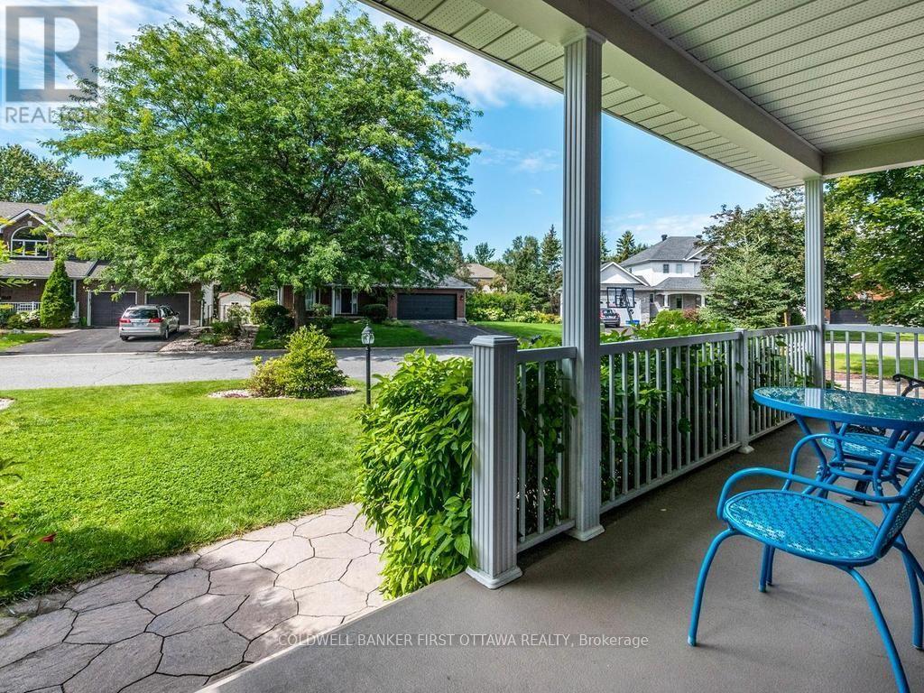 5 Hearn Crescent, Ottawa, Ontario  K2S 1R7 - Photo 3 - X13694814