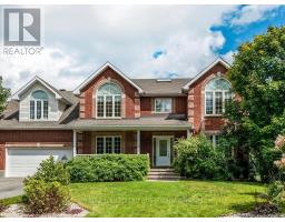 5 HEARN CRESCENT, Ottawa, Ontario