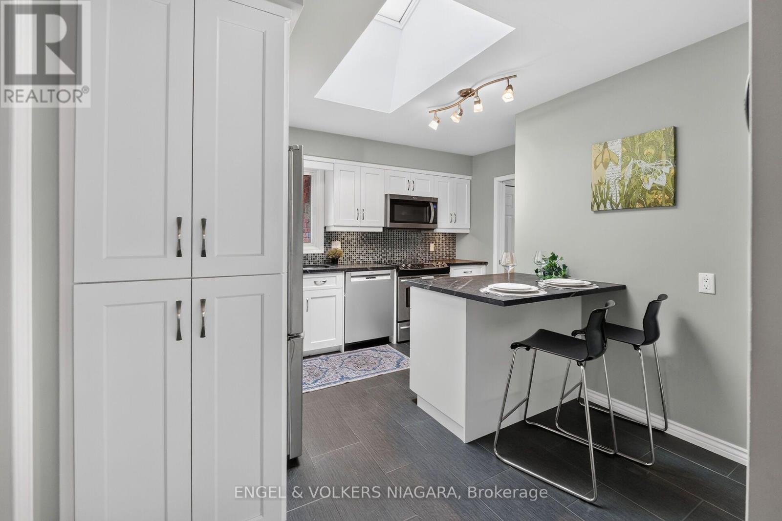 7380 Green Boughs Road, Niagara Falls (Casey), Ontario  L2J 4C2 - Photo 12 - X13694706