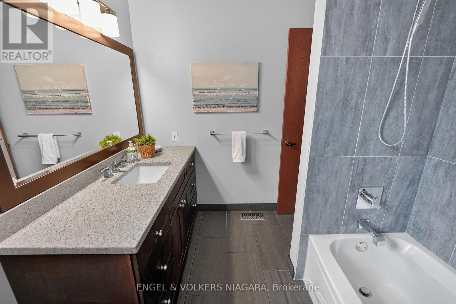 7380 Green Boughs Road, Niagara Falls (Casey), Ontario  L2J 4C2 - Photo 26 - X13694706