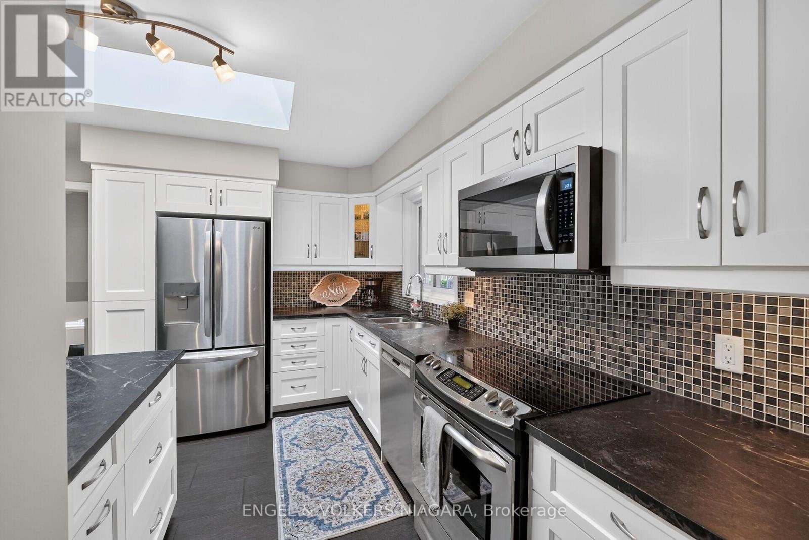7380 Green Boughs Road, Niagara Falls (Casey), Ontario  L2J 4C2 - Photo 8 - X13694706