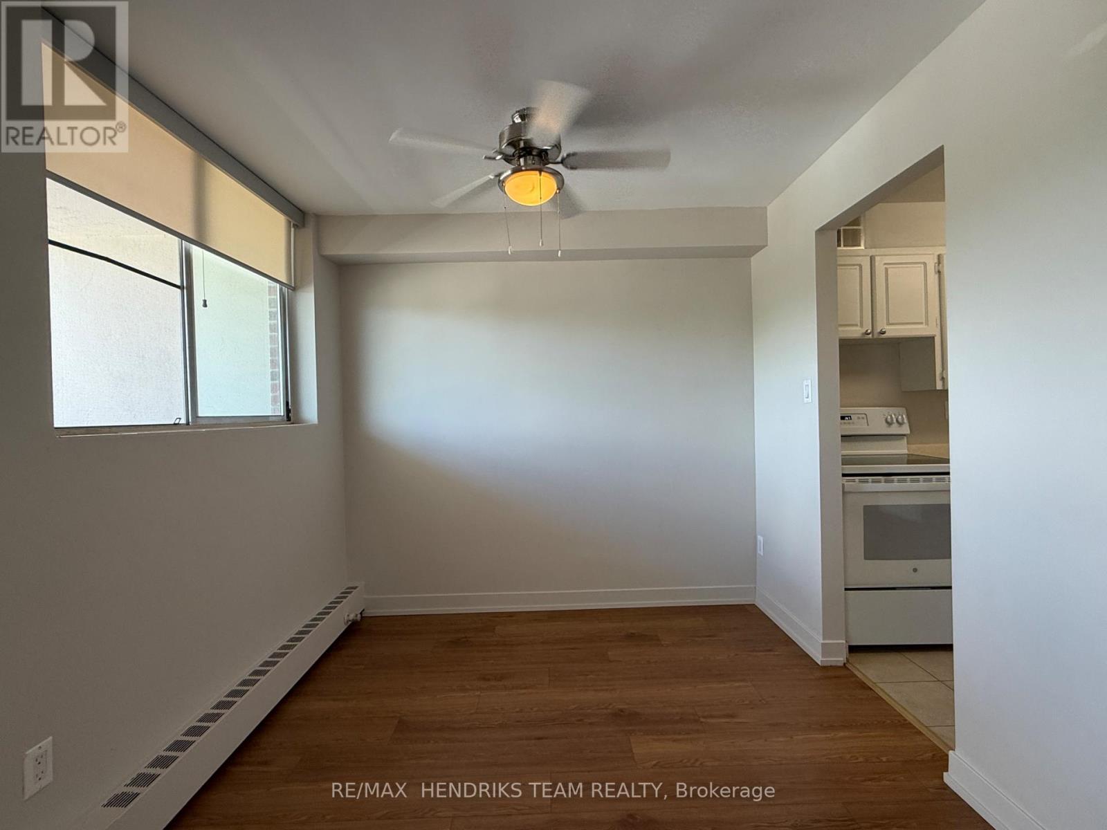 508 - 4982 Chrysler Avenue, Niagara Falls, Ontario  L2E 7B4 - Photo 4 - X13694832