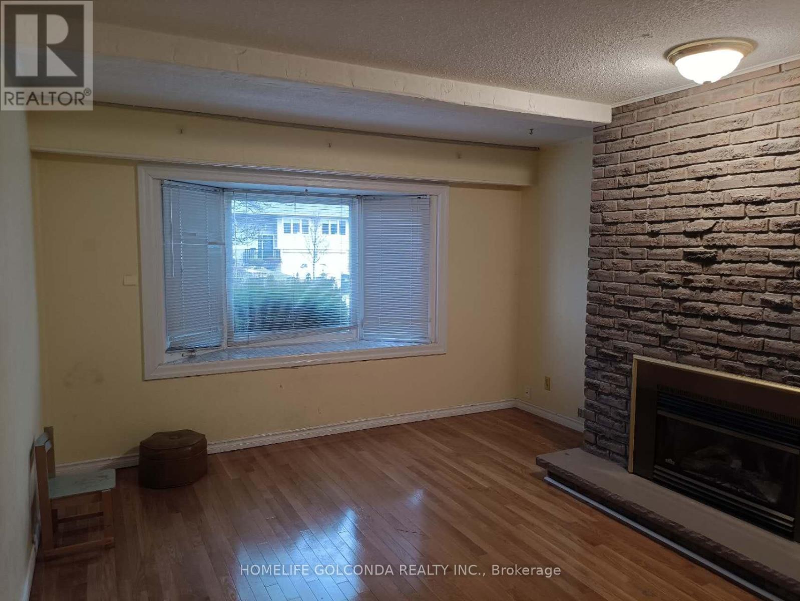 2475 Council Ring Road, Mississauga, Ontario  L5L 1E8 - Photo 2 - W13694718