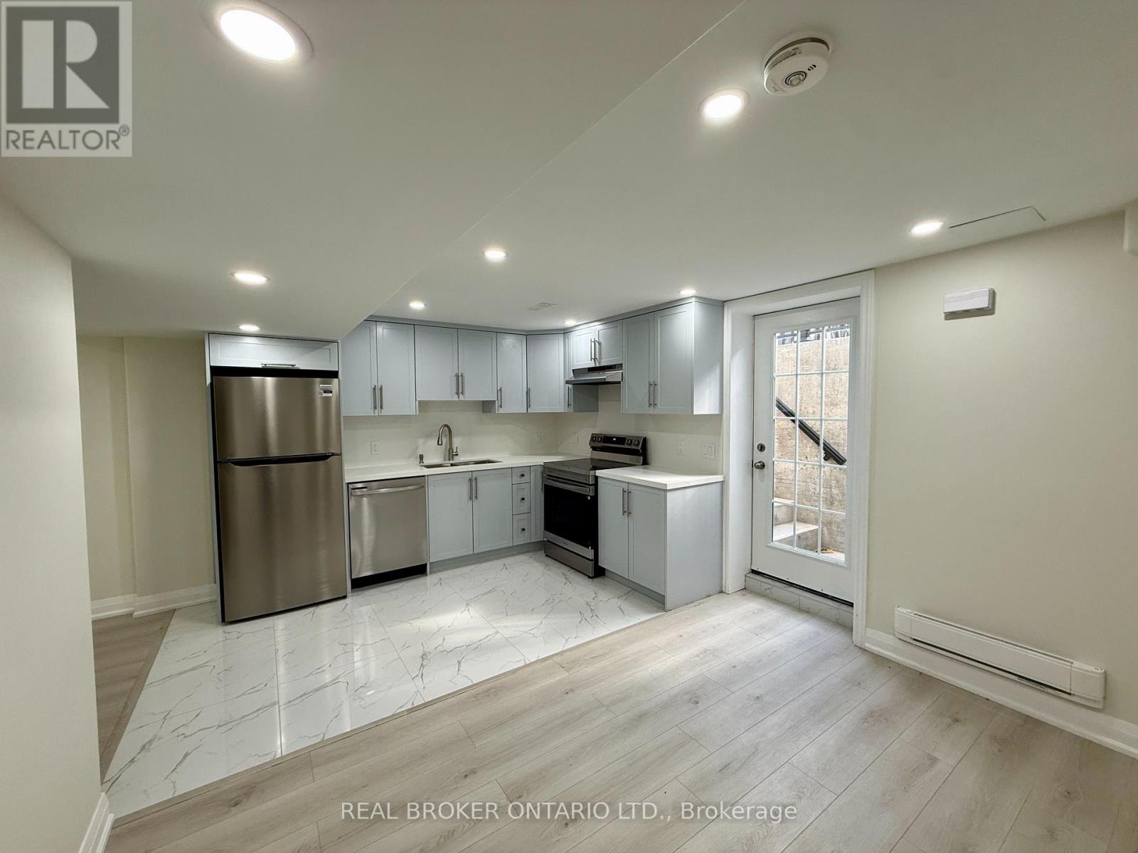 Bsmt - 42 Sunnyview Road, Brampton, Ontario  L7A 3E4 - Photo 2 - W13694738