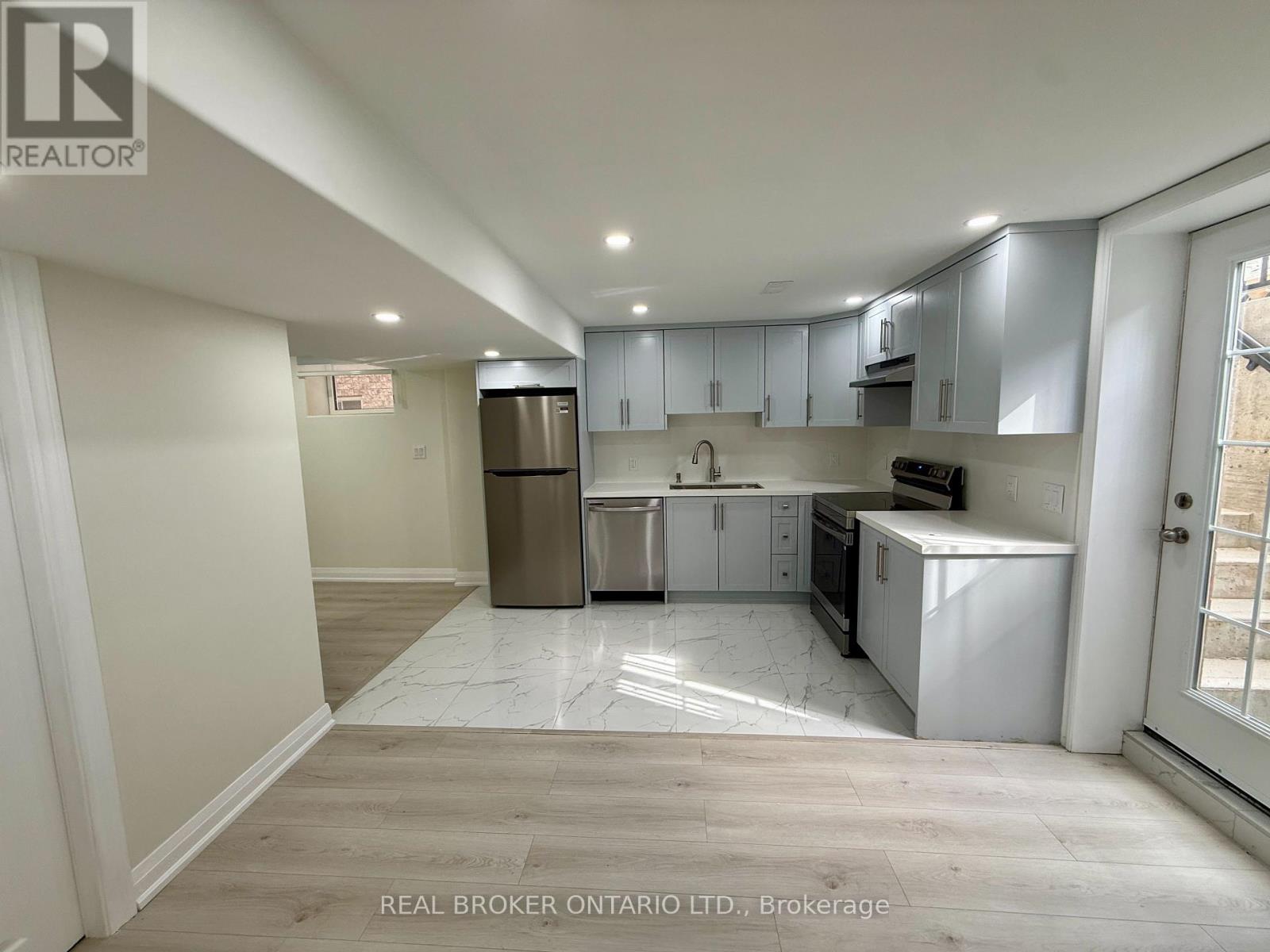 Bsmt - 42 Sunnyview Road, Brampton, Ontario  L7A 3E4 - Photo 3 - W13694738