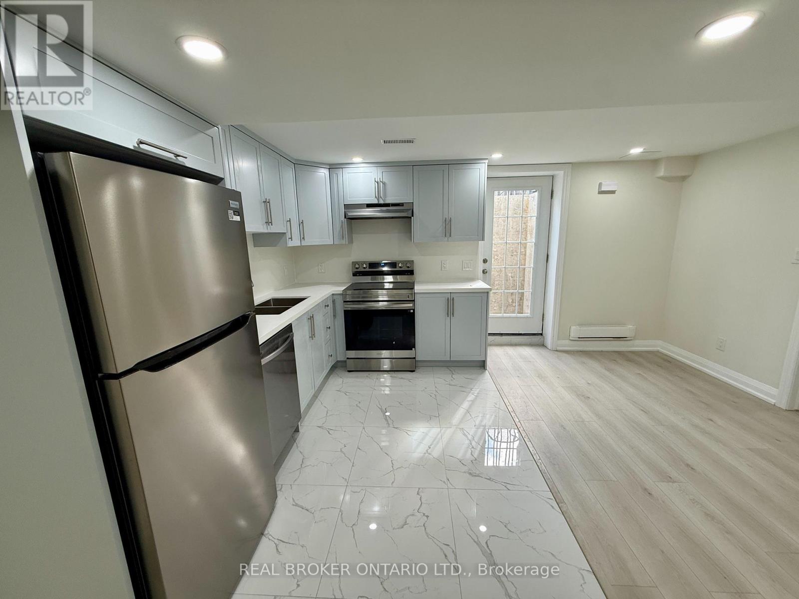 Bsmt - 42 Sunnyview Road, Brampton, Ontario  L7A 3E4 - Photo 4 - W13694738