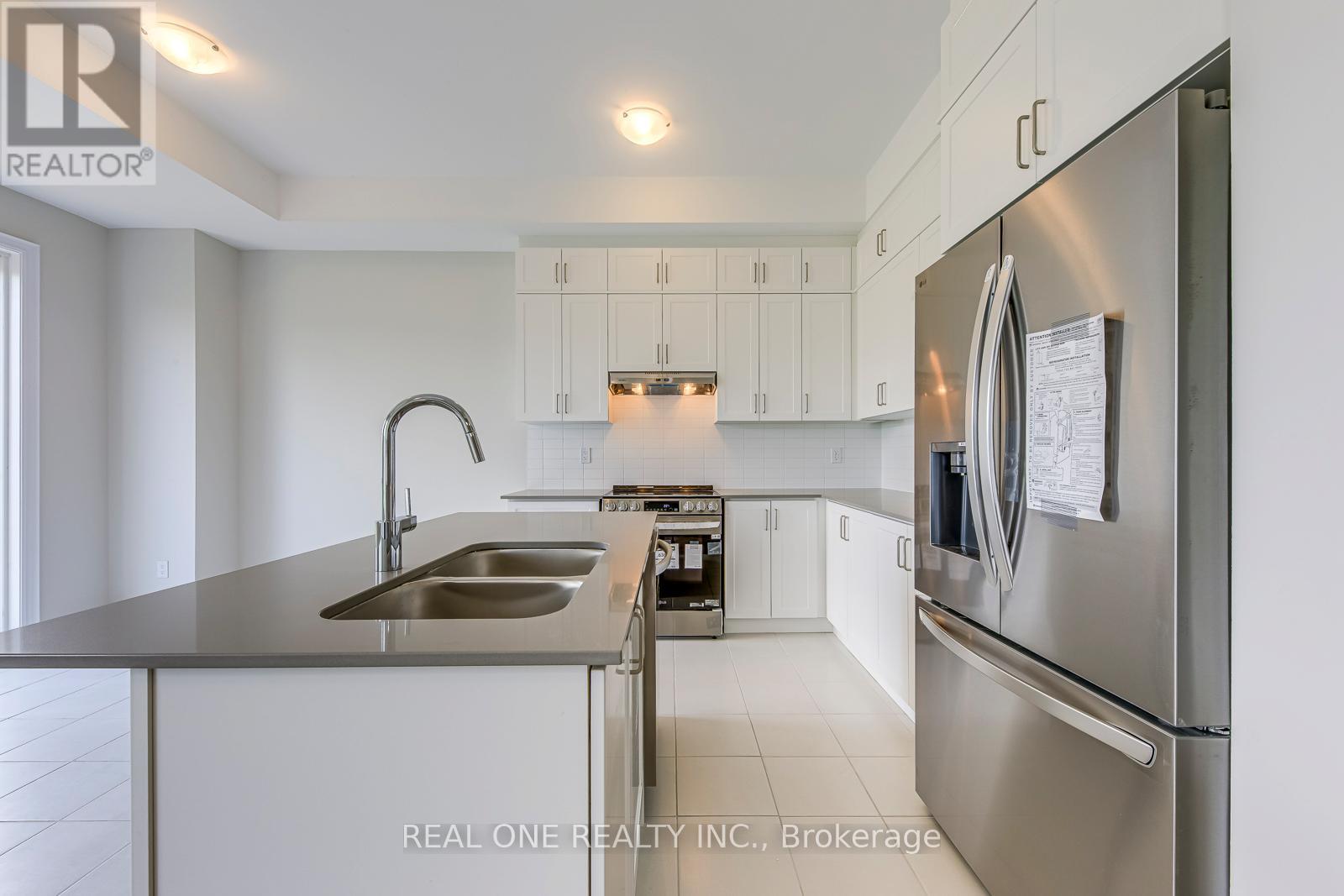 3099 Perkins Way, Oakville, Ontario  L6H 7Z5 - Photo 11 - W13694758