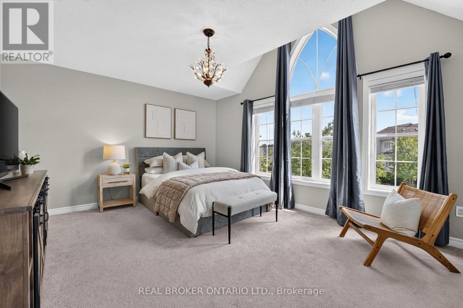 60 Meadowglen Boulevard, Halton Hills, Ontario  L7G 0B7 - Photo 32 - W13694782