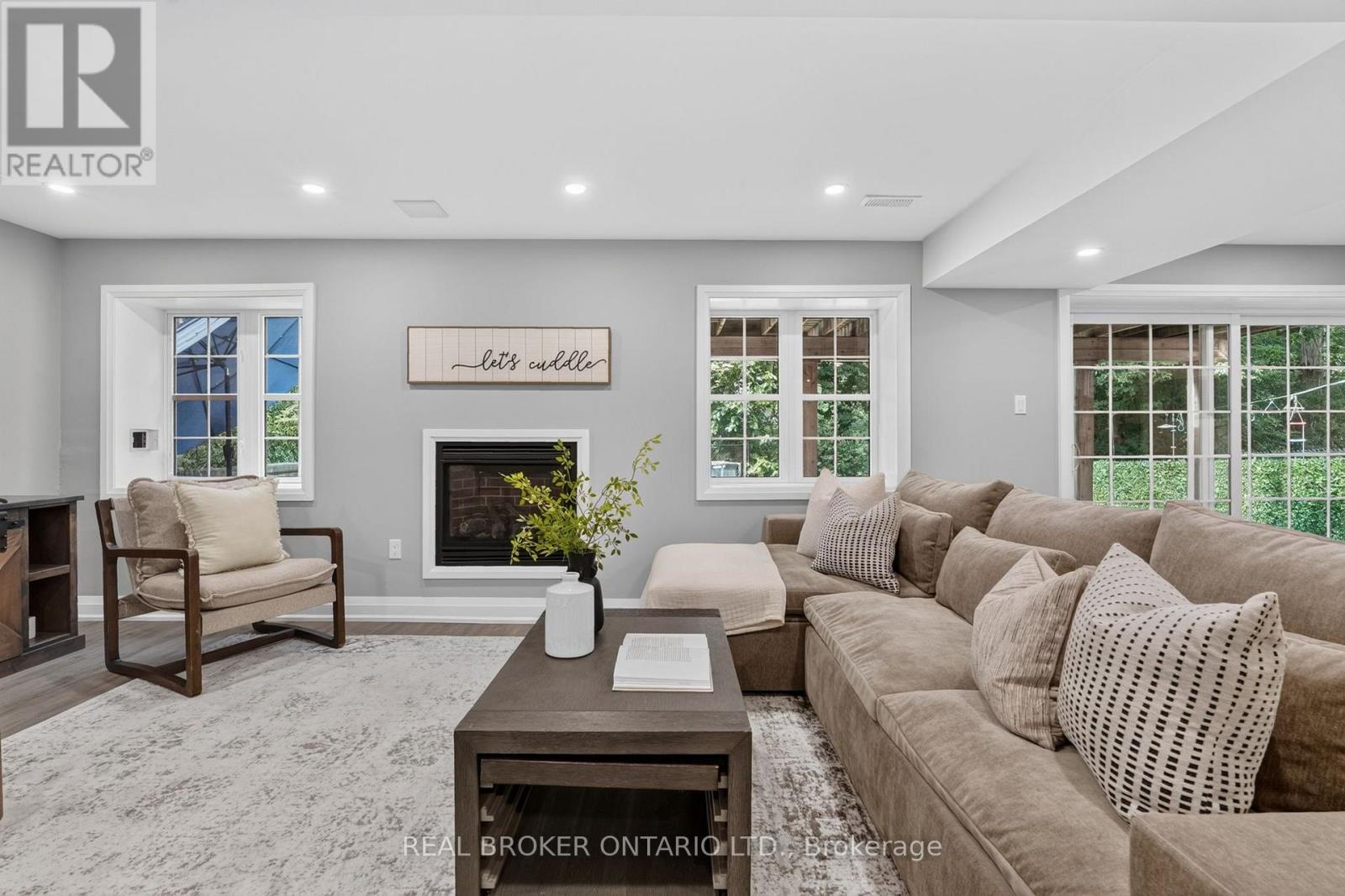 60 Meadowglen Boulevard, Halton Hills, Ontario  L7G 0B7 - Photo 39 - W13694782