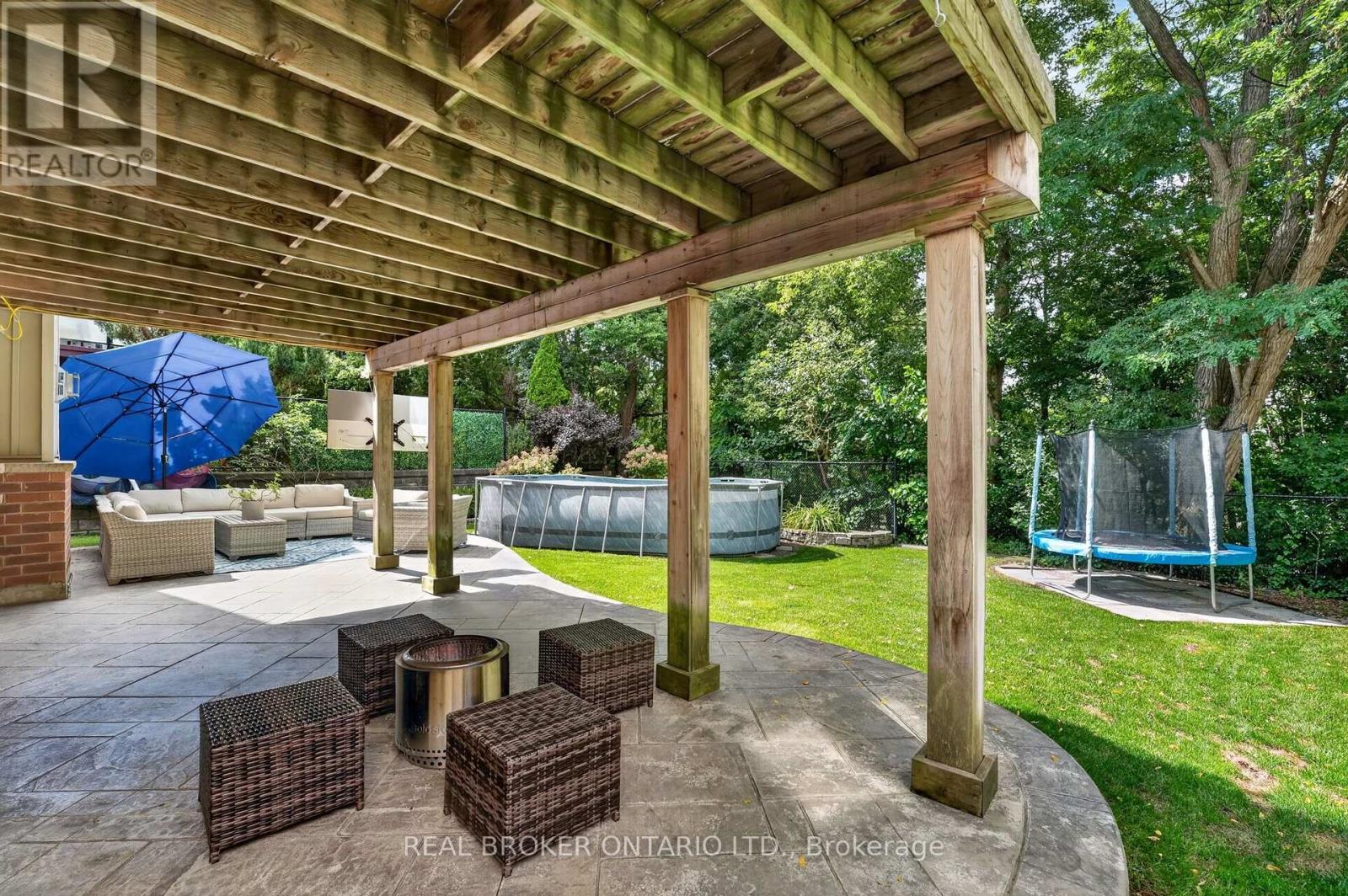 60 Meadowglen Boulevard, Halton Hills, Ontario  L7G 0B7 - Photo 43 - W13694782