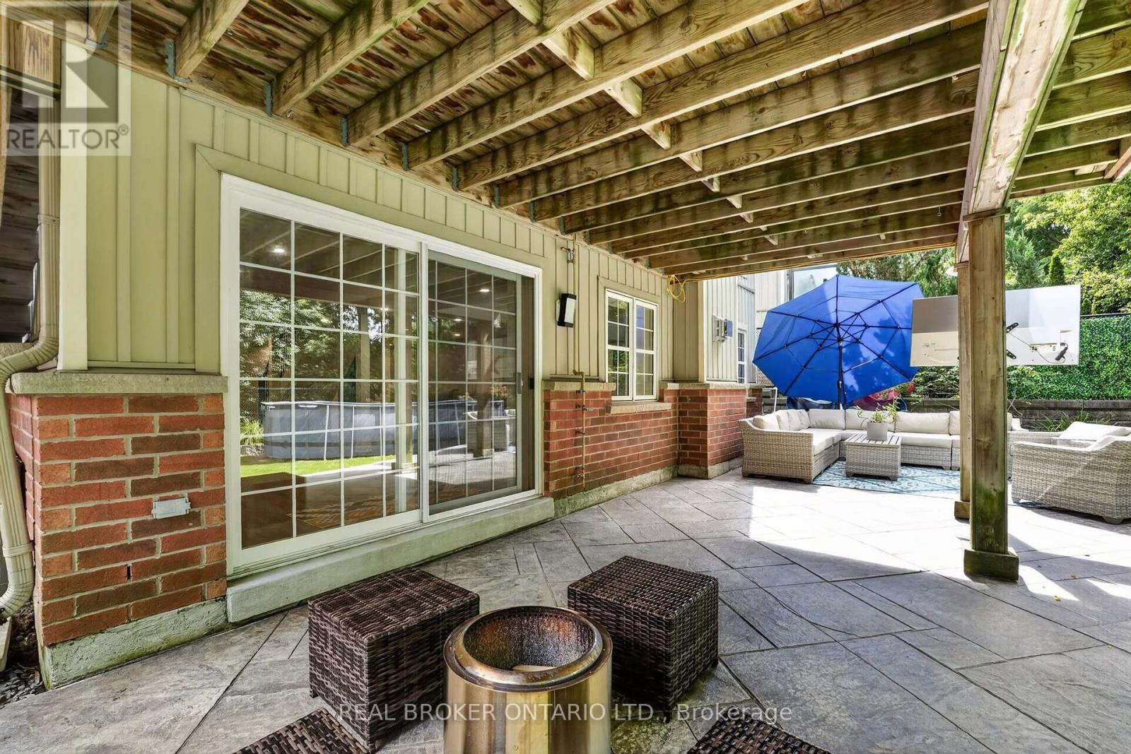 60 Meadowglen Boulevard, Halton Hills, Ontario  L7G 0B7 - Photo 44 - W13694782
