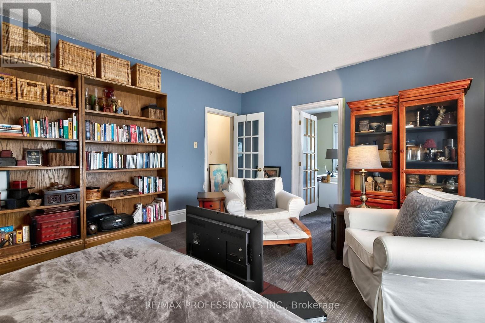 284 Indian Road, Toronto, Ontario  M6R 2X2 - Photo 22 - W13694808