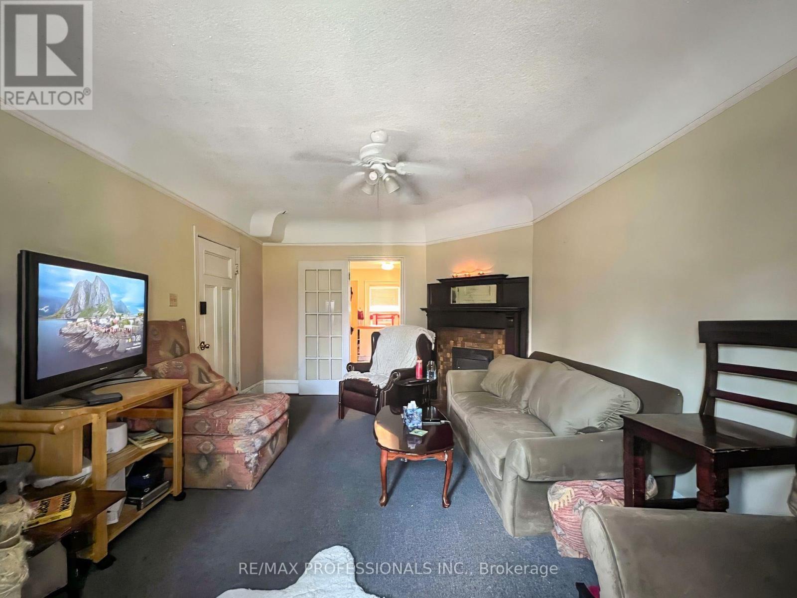 284 Indian Road, Toronto, Ontario  M6R 2X2 - Photo 27 - W13694808
