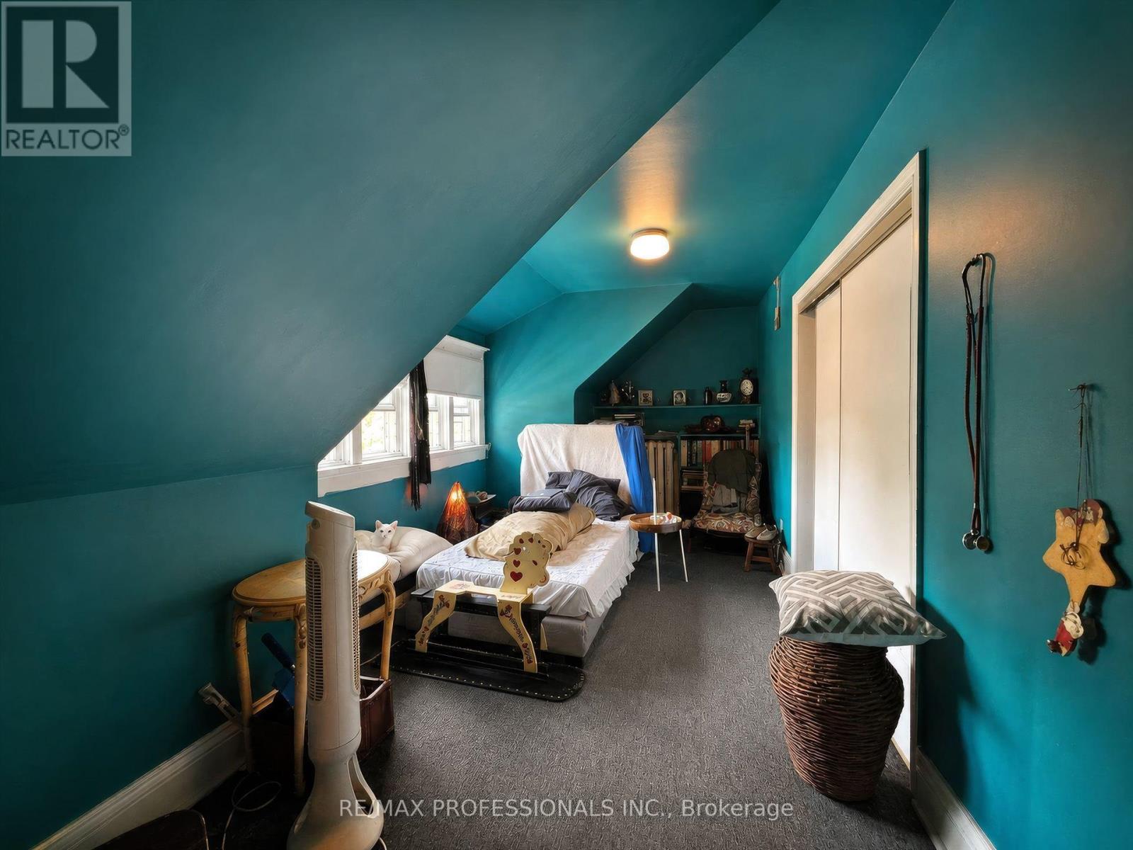 284 Indian Road, Toronto, Ontario  M6R 2X2 - Photo 32 - W13694808