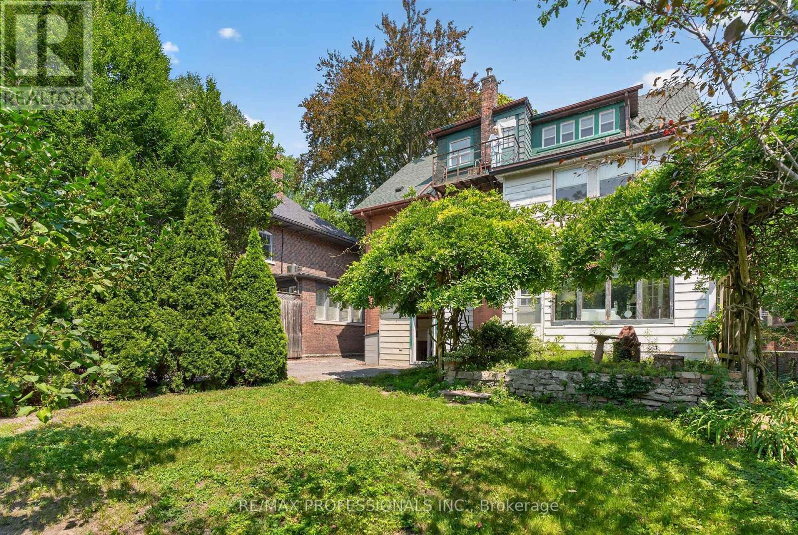 284 Indian Road, Toronto, Ontario  M6R 2X2 - Photo 45 - W13694808