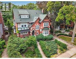 284 INDIAN ROAD, Toronto, Ontario