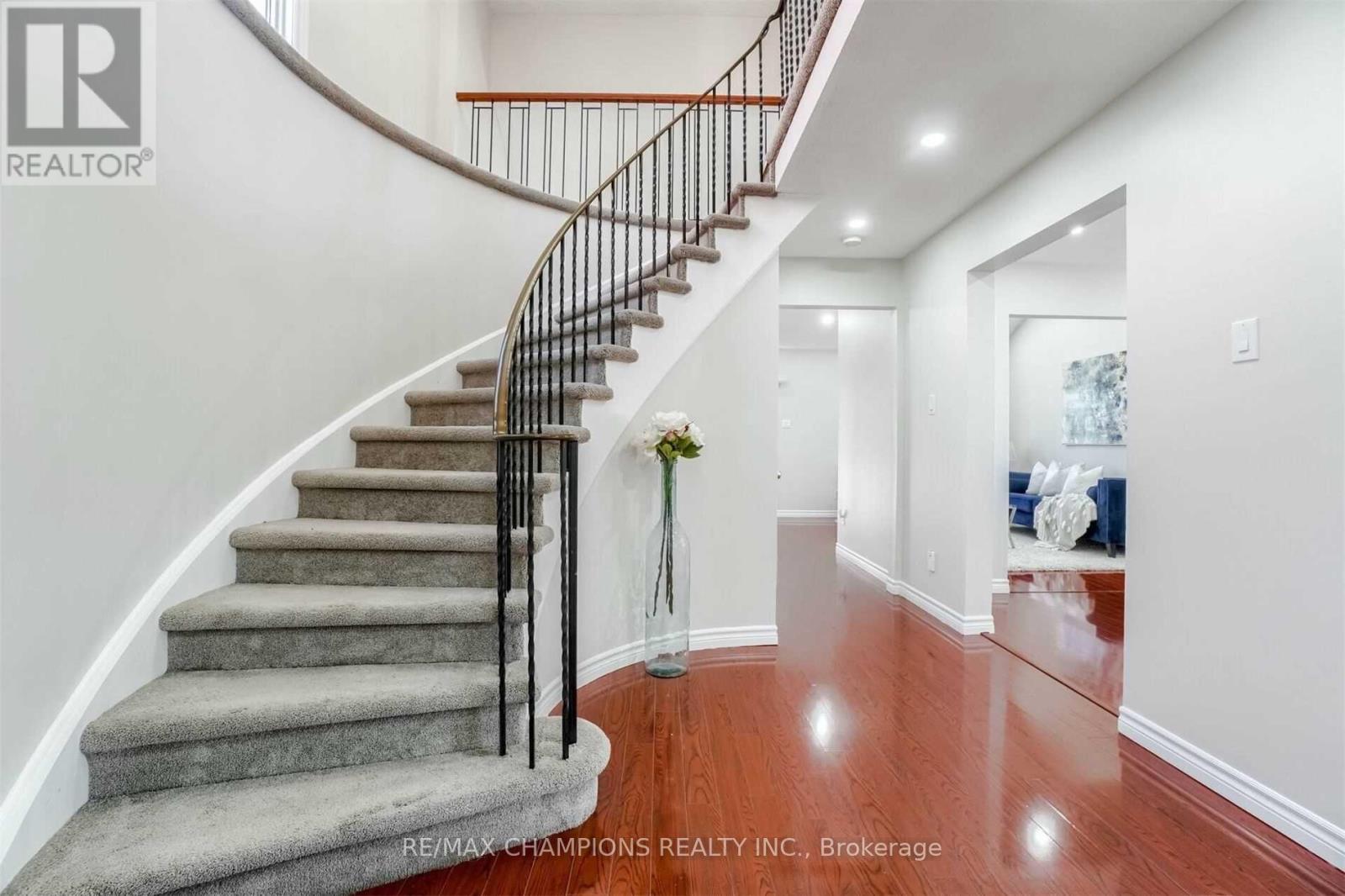 60 Banting Crescent, Brampton, Ontario  L6Y 2K9 - Photo 17 - W13694430