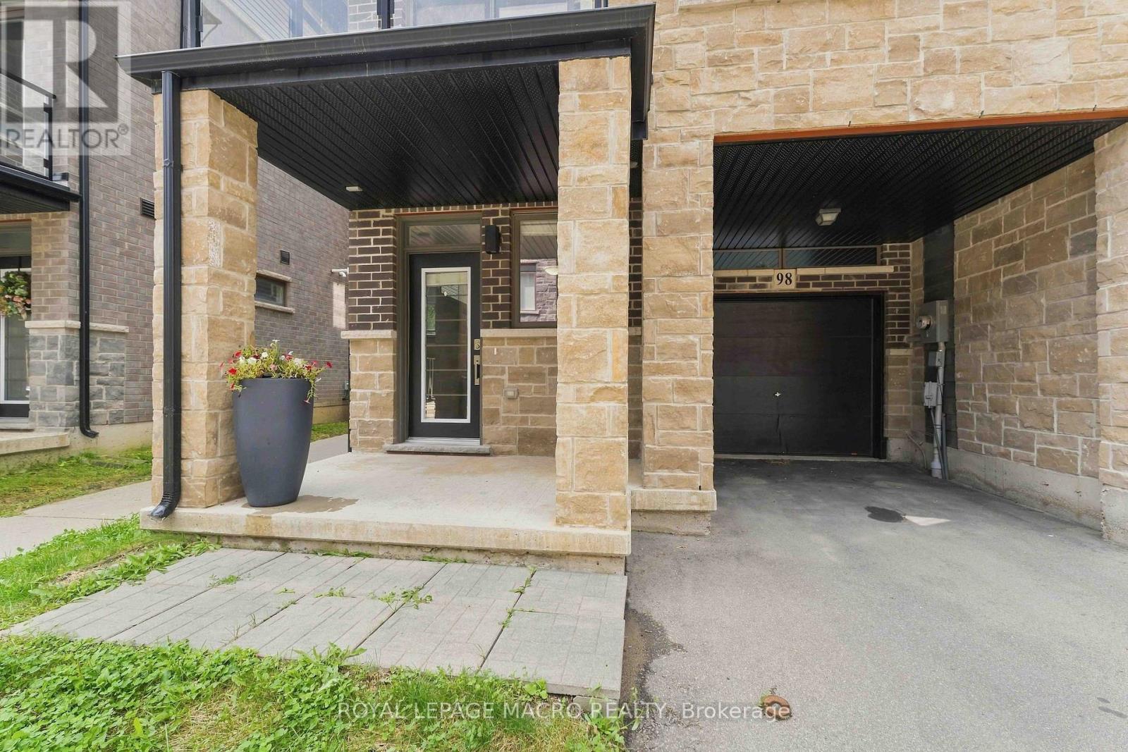 98 - 30 Times Square Boulevard, Hamilton, Ontario L8J 0M1 - Photo 2 - X13693826