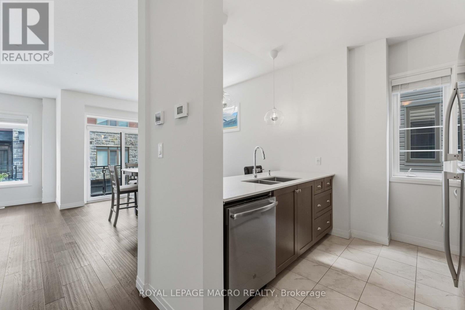 98 - 30 Times Square Boulevard, Hamilton, Ontario L8J 0M1 - Photo 16 - X13693826
