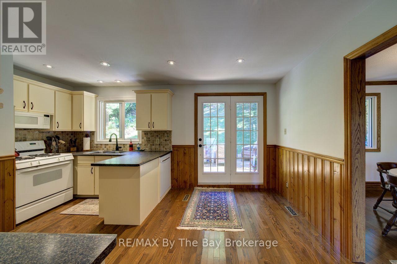 50 Hilltop Court, Caledon, Ontario  L7E 2P8 - Photo 19 - W13694712