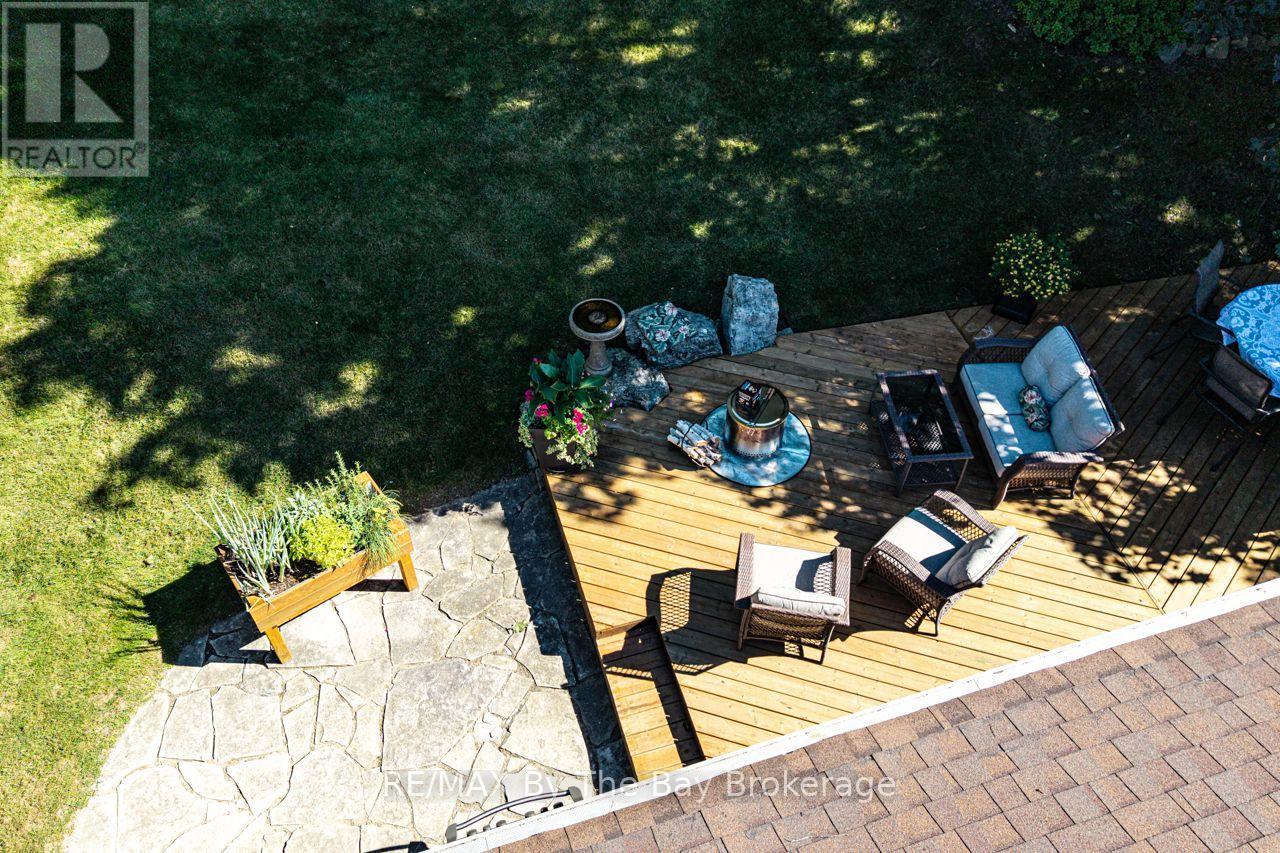 50 Hilltop Court, Caledon (Bolton West), Ontario  L7E 2P8 - Photo 43 - W13694712