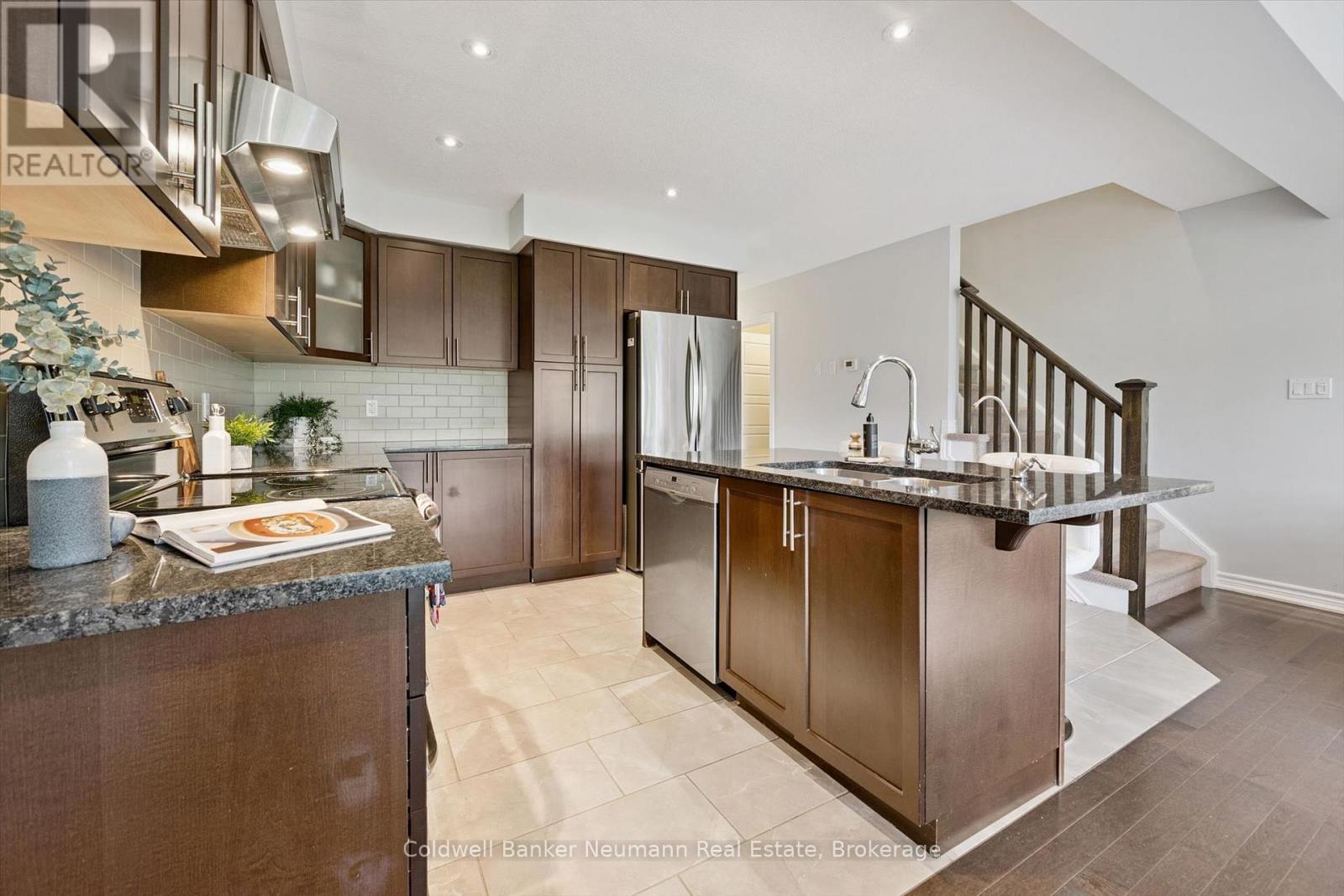3 - 91 Poppy Drive E, Guelph (Pineridge/westminster Woods), Ontario  N1L 0M6 - Photo 5 - X13694752