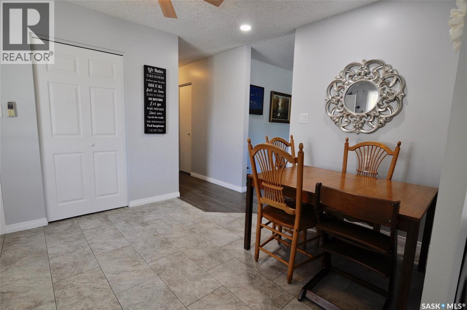 407 Wathaman Crescent, Saskatoon, Saskatchewan  S7K 4P8 - Photo 15 - SK046094